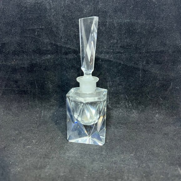 Vintage Clear Crystal Triangular Perfume Bottle w/ Stopper - Picture 4 of 8